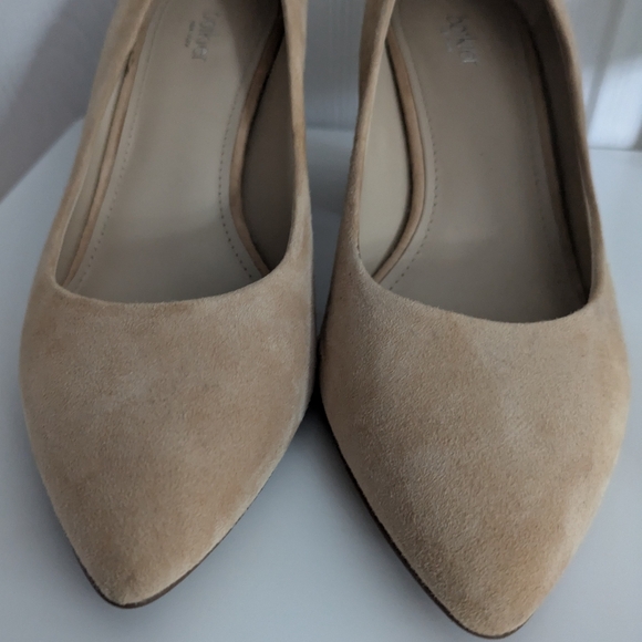 Botkier Stella Suede Pumps in Sand - Block Heel Pointed Toe Nude Heels - Picture 6 of 12